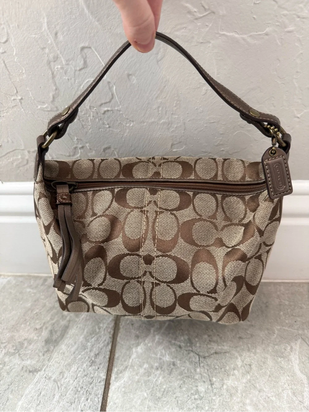 Coach Tan and Brown Signature Canvas Shoulder Bag Jacquard Exotic trim Y2K Hobo